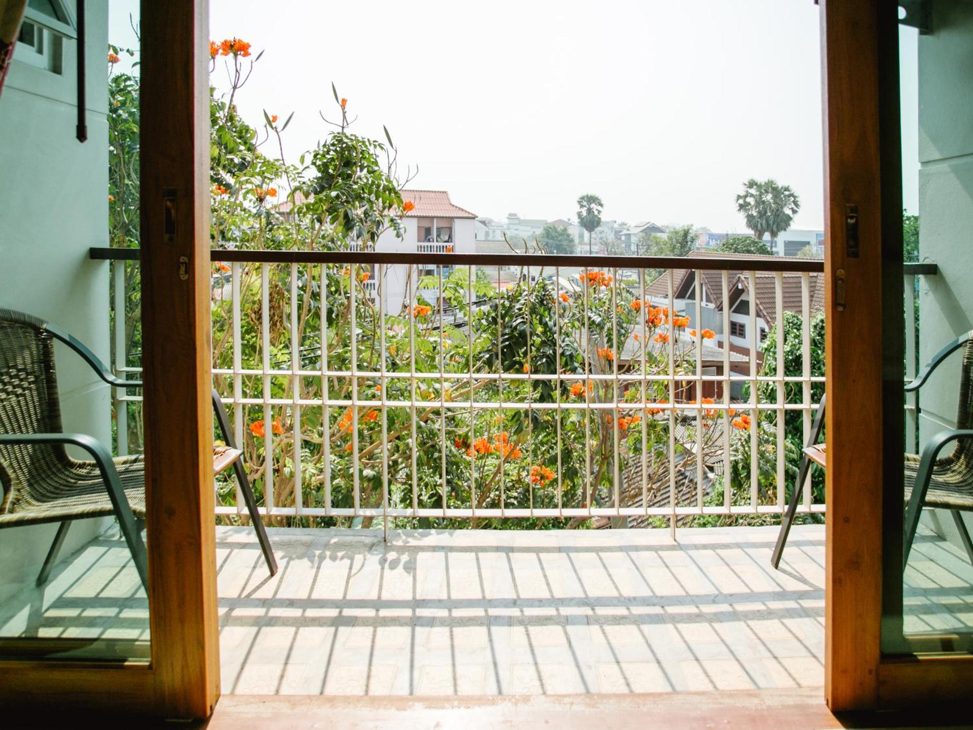Rendezvous Classic House Chiang Mai Bagian luar foto