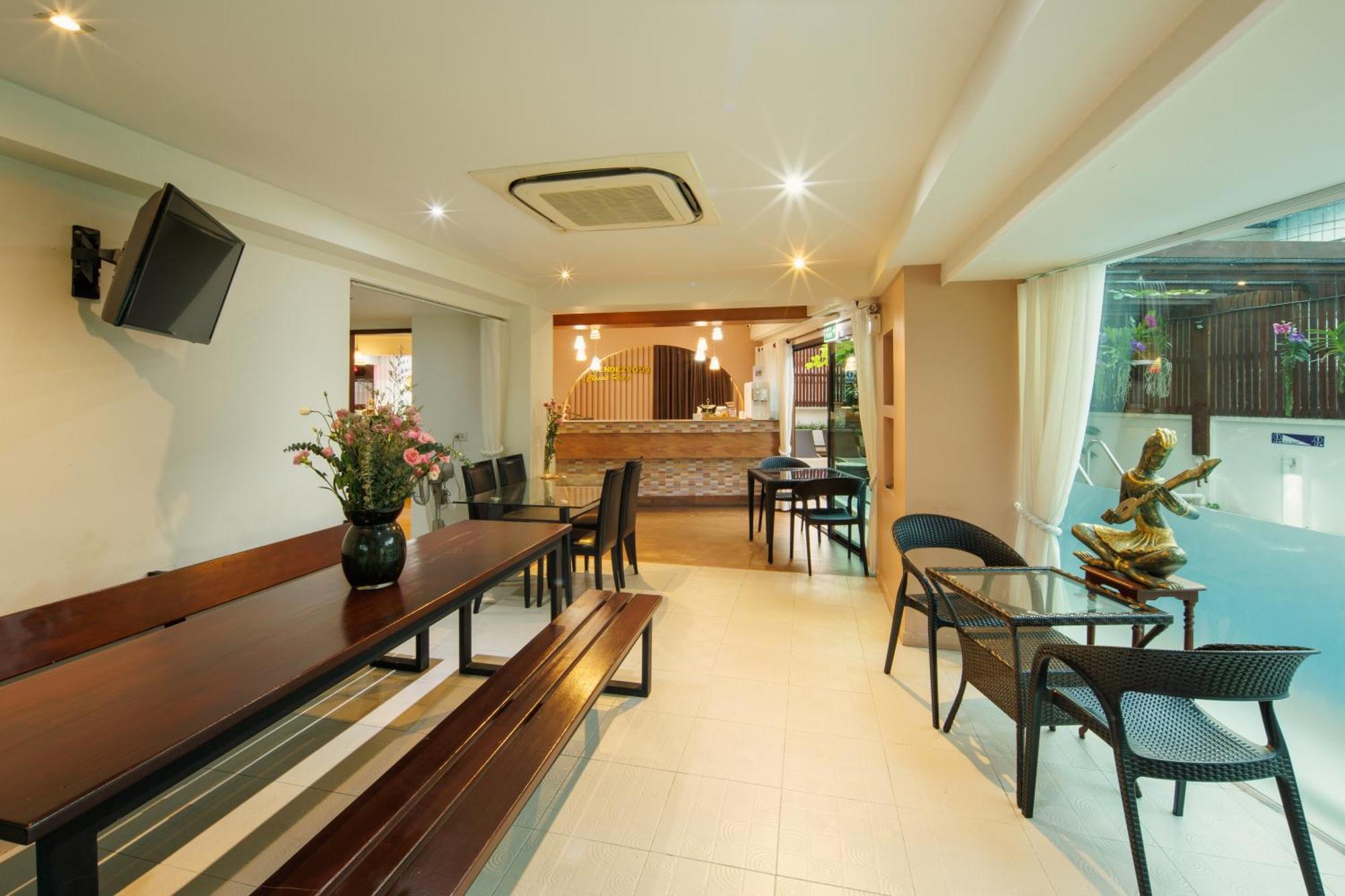 Rendezvous Classic House Chiang Mai Bagian luar foto
